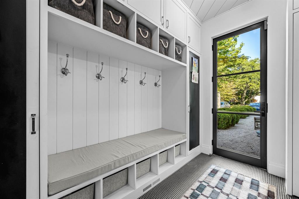 Country Club Estates - Residential