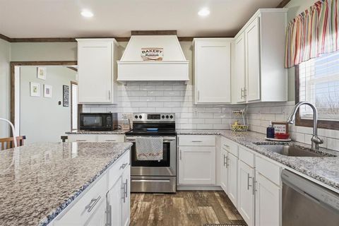 Tiny photo for 1502 11th Street, Anson, TX 79501 (MLS # 21210202)