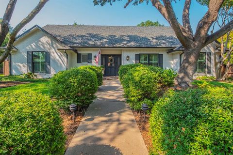 3704 Tumbling Trail Court Fort Worth TX 76116