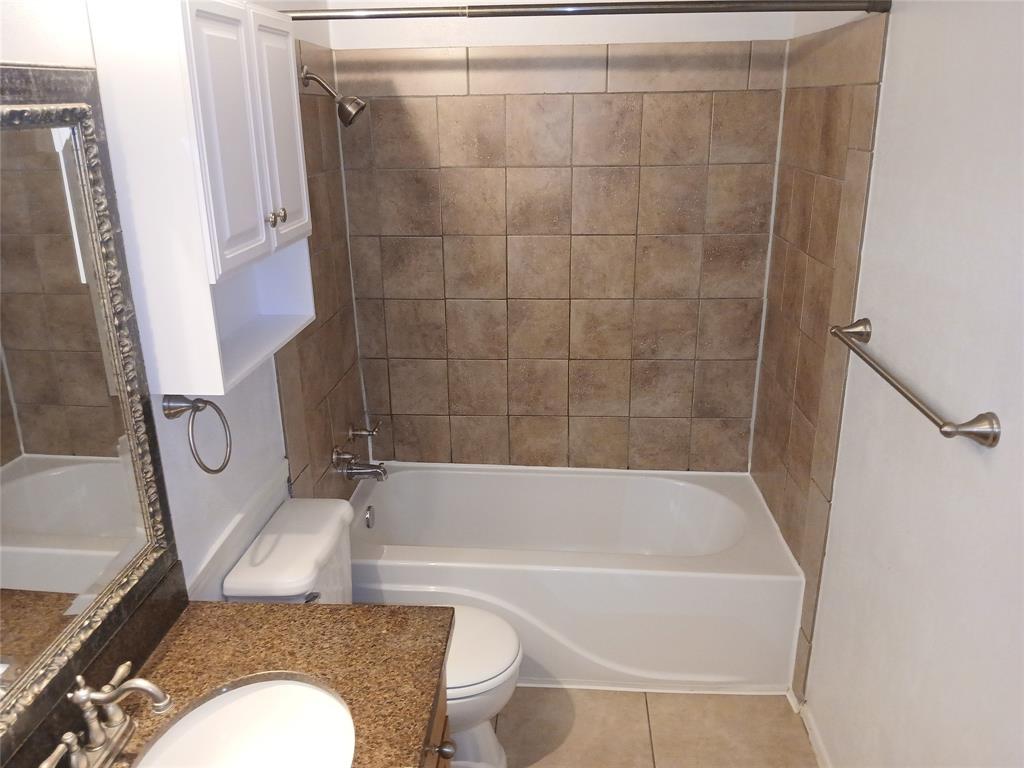 Hollows North Condo - Residential Lease