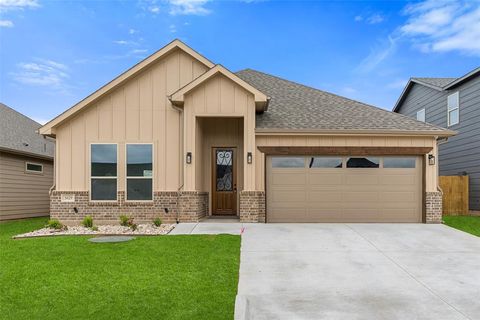 5629 Barkridge Drive Granbury TX 76048