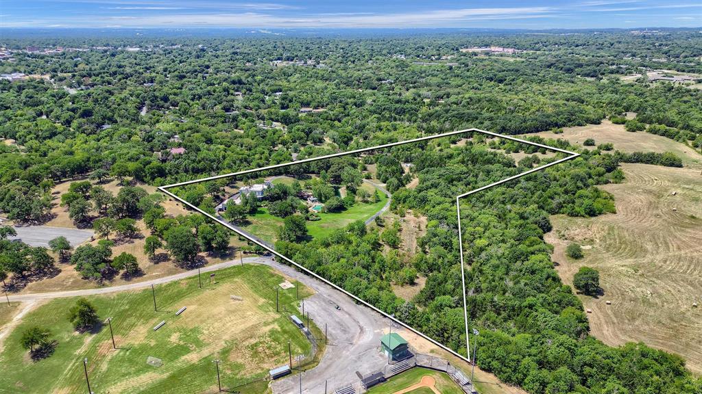 310 Ball Park Loop
