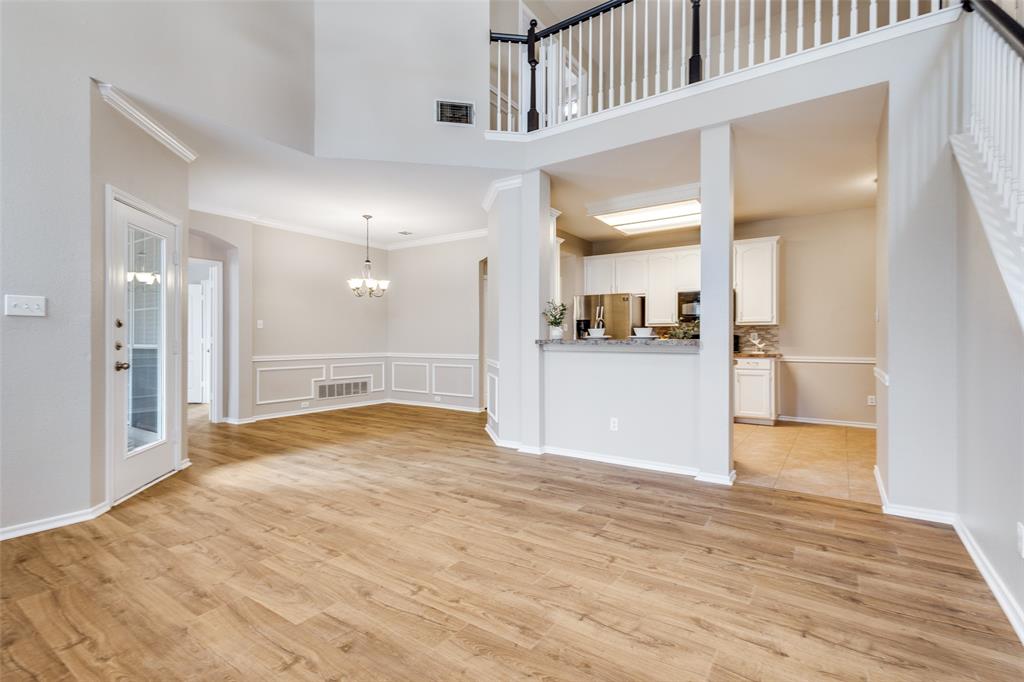 2095 Montclair Lane