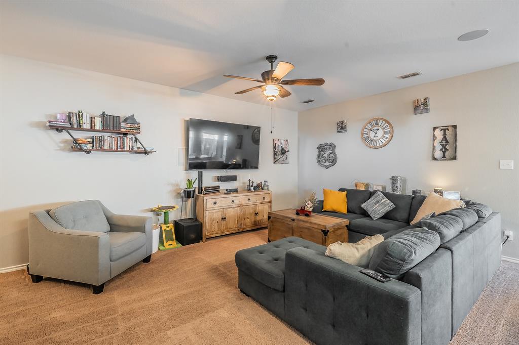 1124 Forest Glen Drive