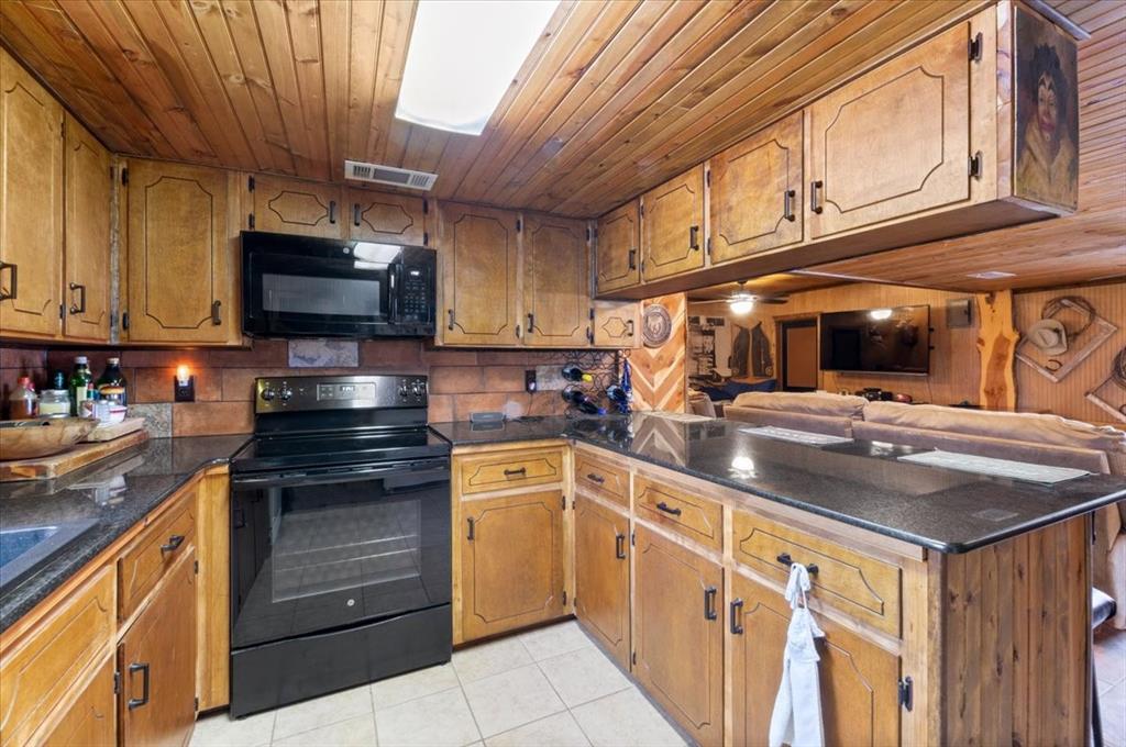 0019 - J W ASBURY - Farm