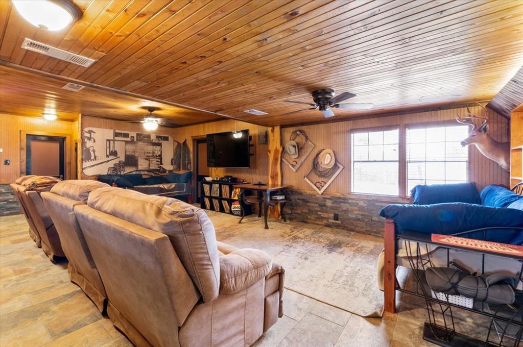 0019 - J W ASBURY - Farm