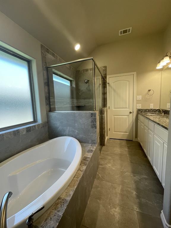 Granbury, Texas 76049, United States, 3 Bedrooms Bedrooms, ,2 BathroomsBathrooms,Residential,Active,125181