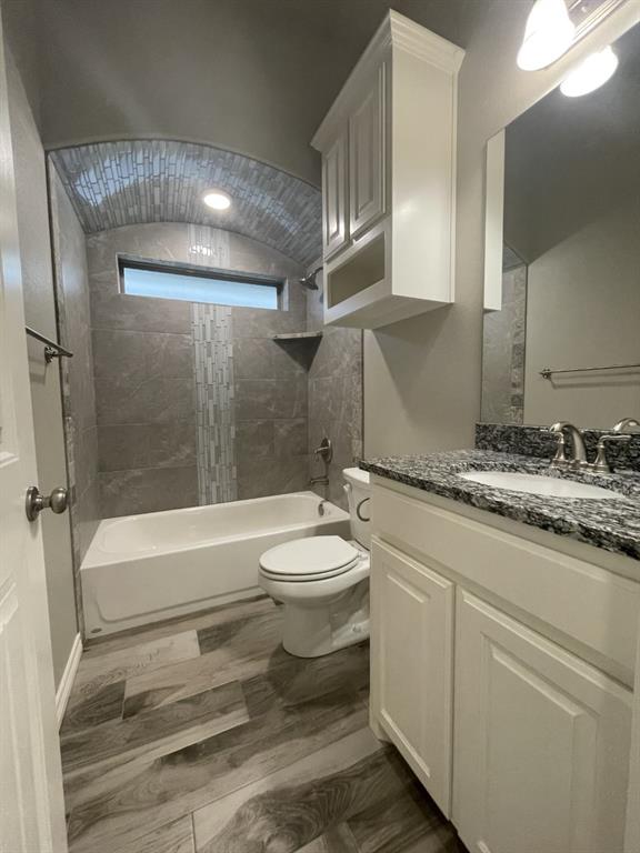 Granbury, Texas 76049, United States, 3 Bedrooms Bedrooms, ,2 BathroomsBathrooms,Residential,Active,125181