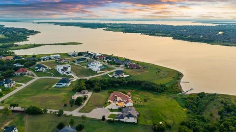 Tiny photo for 7421 Waters Edge Court, The Colony, TX 75056 (MLS # 21025455)