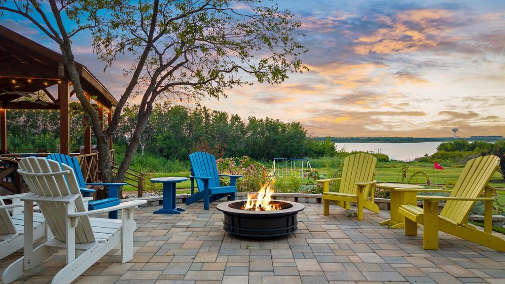 The Waters Edge - Residential