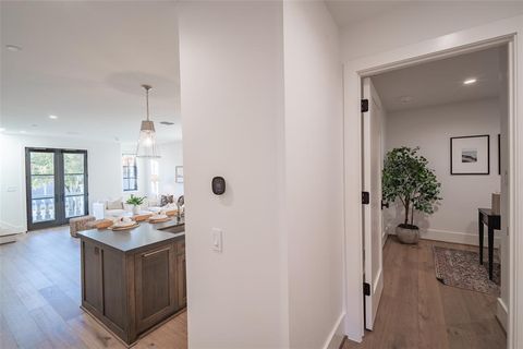 Tiny photo for 4529 Emerson Avenue #8, University Park, TX 75205 (MLS # 21088370)