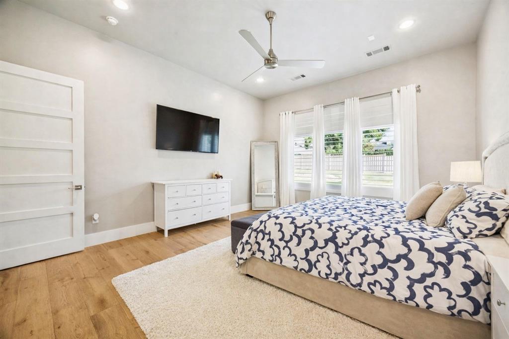 Eastpointe Ter - Residential