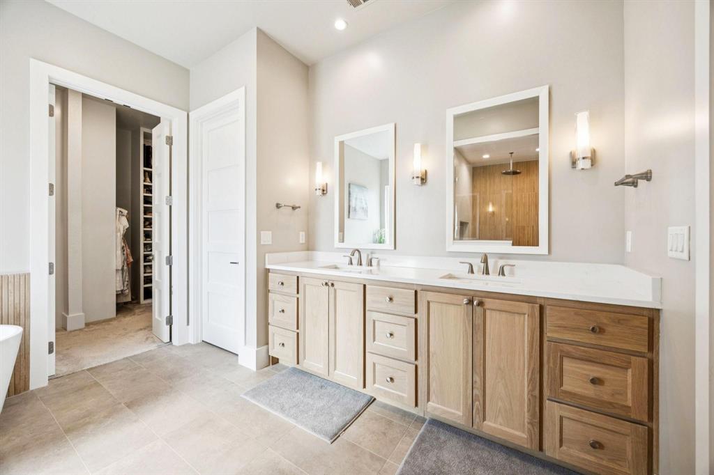 Eastpointe Ter - Residential