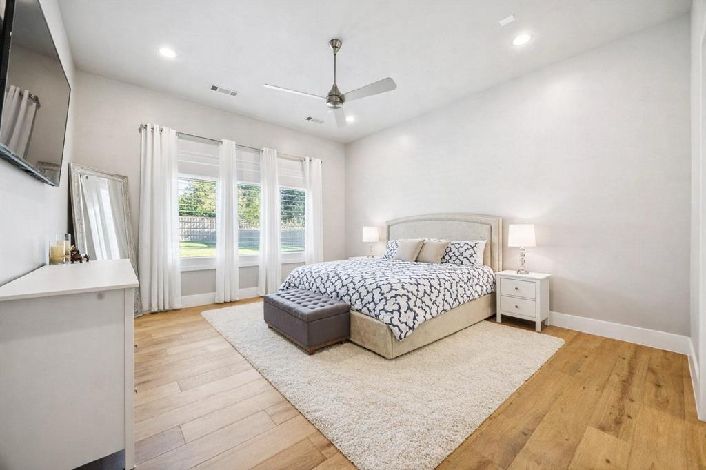 Eastpointe Ter - Residential