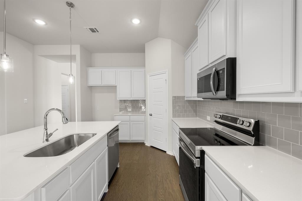 Summer Crest - Residential