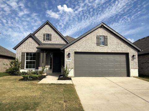 Photo of 10345 Tapioca Street, Fort Worth, TX 76036 (MLS # 21095708) Photo of 10345 Tapioca Street, Fort Worth, TX 76036 (MLS # 21095708)