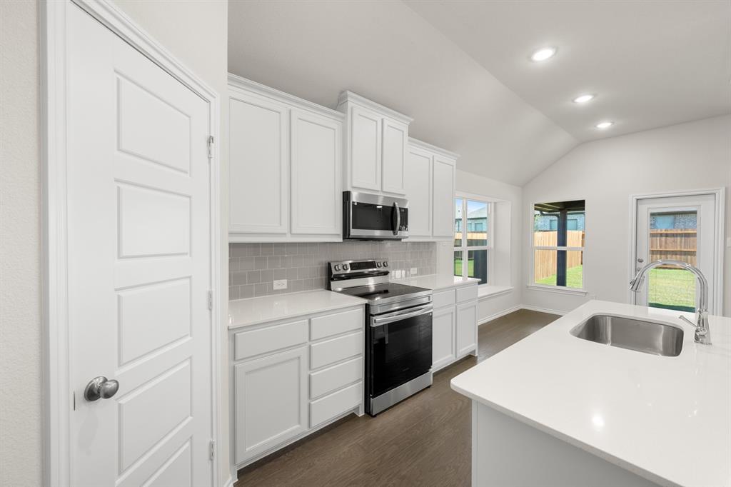 Summer Crest - Residential