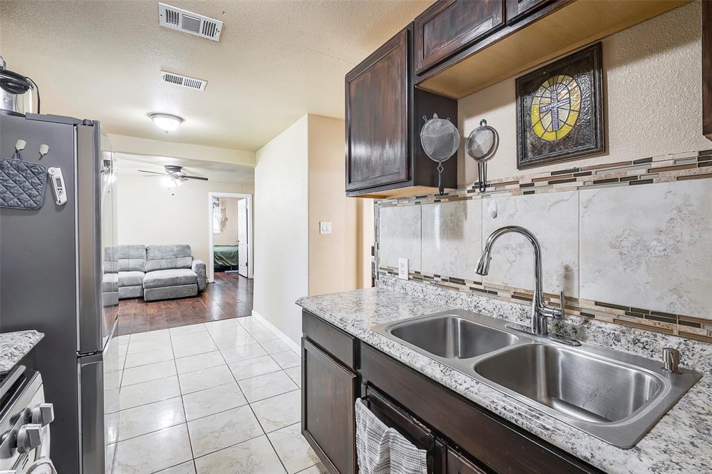 Fort Worth, Texas 76119, United States, 3 Bedrooms Bedrooms, ,1 BathroomBathrooms,Residential,Active,153536