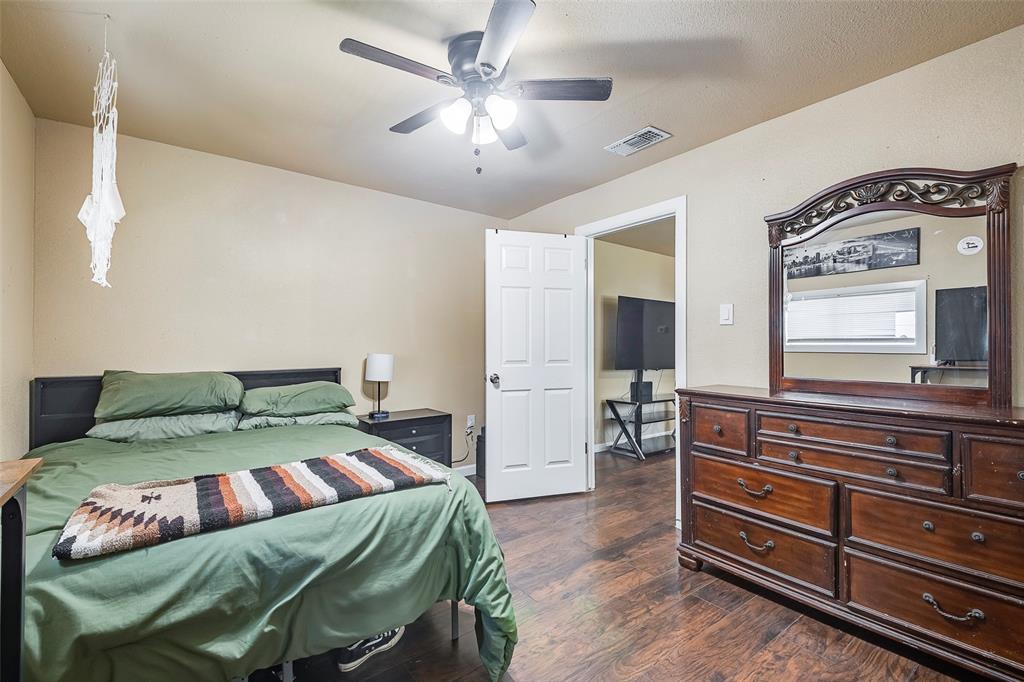 Fort Worth, Texas 76119, United States, 3 Bedrooms Bedrooms, ,1 BathroomBathrooms,Residential,Active,153536