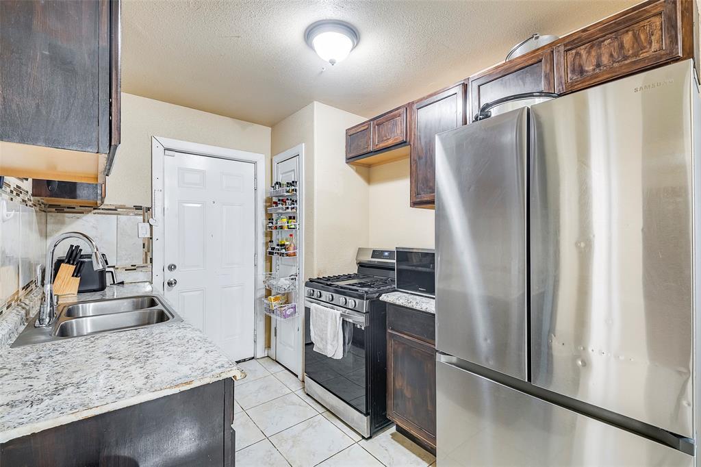 Fort Worth, Texas 76119, United States, 3 Bedrooms Bedrooms, ,1 BathroomBathrooms,Residential,Active,153536