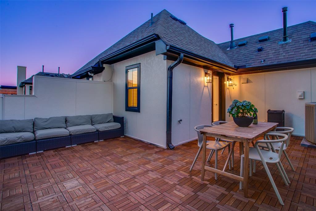 Twenty One Hundred - Residential