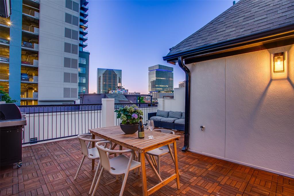 Twenty One Hundred - Residential