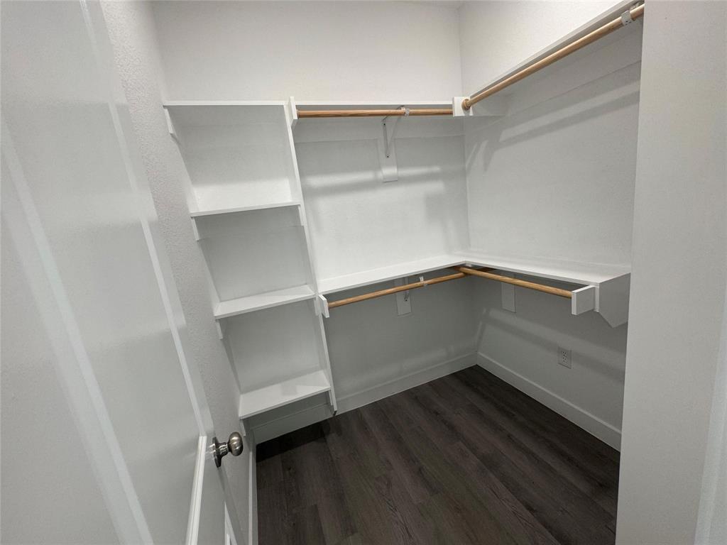 Oak Trail Shores Sec B - Residential