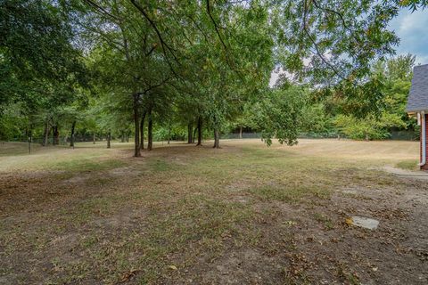 A home in Farmersville