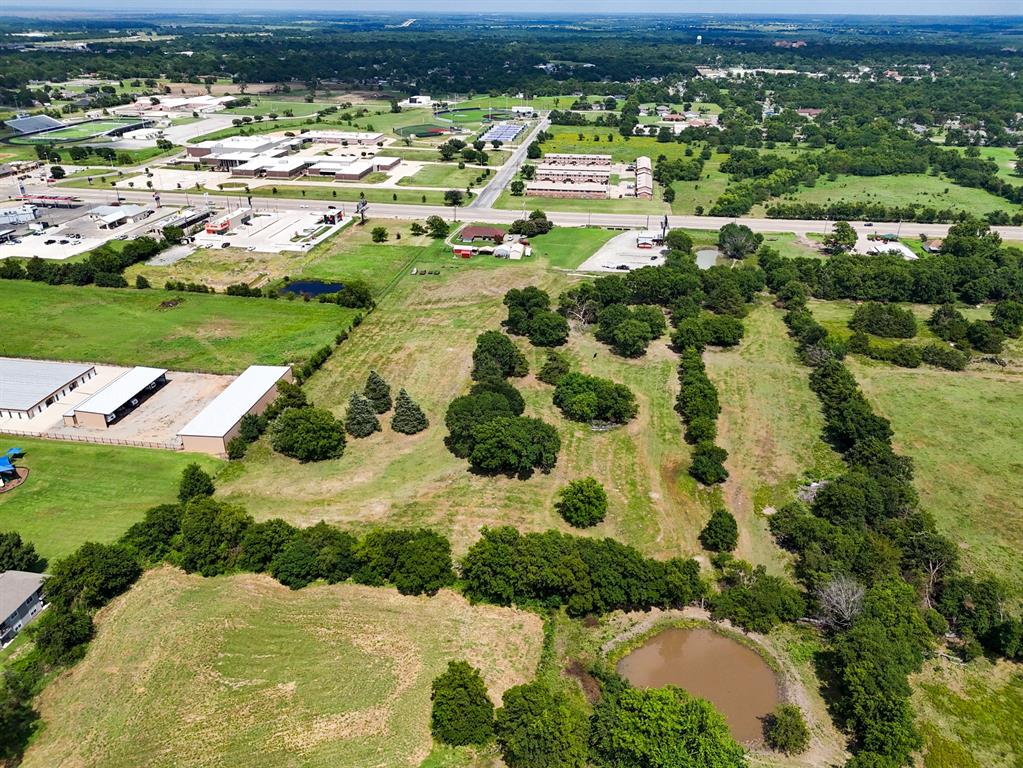 M MC DONALD - Commercial Sale