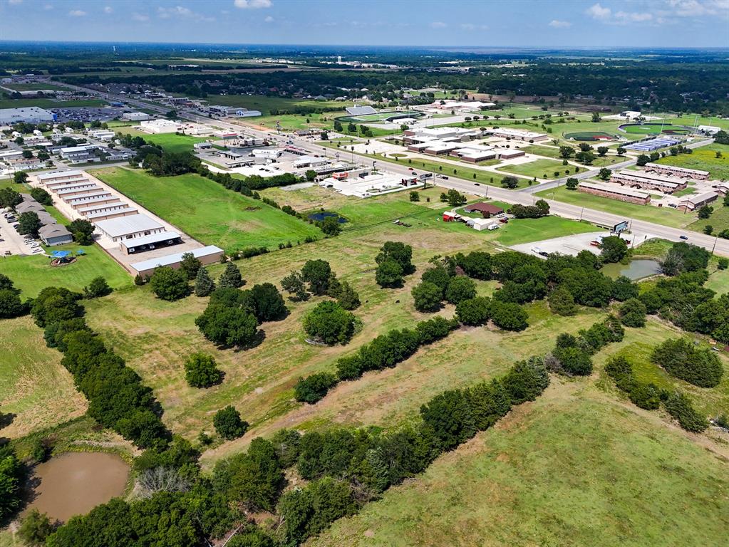 M MC DONALD - Commercial Sale