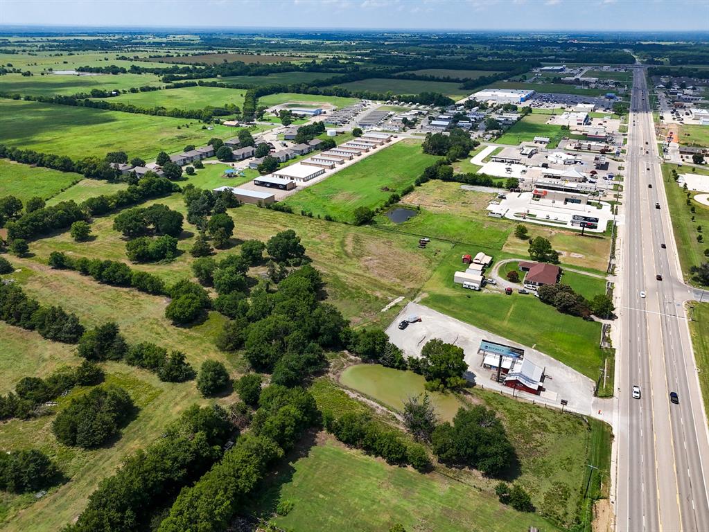 M MC DONALD - Commercial Sale