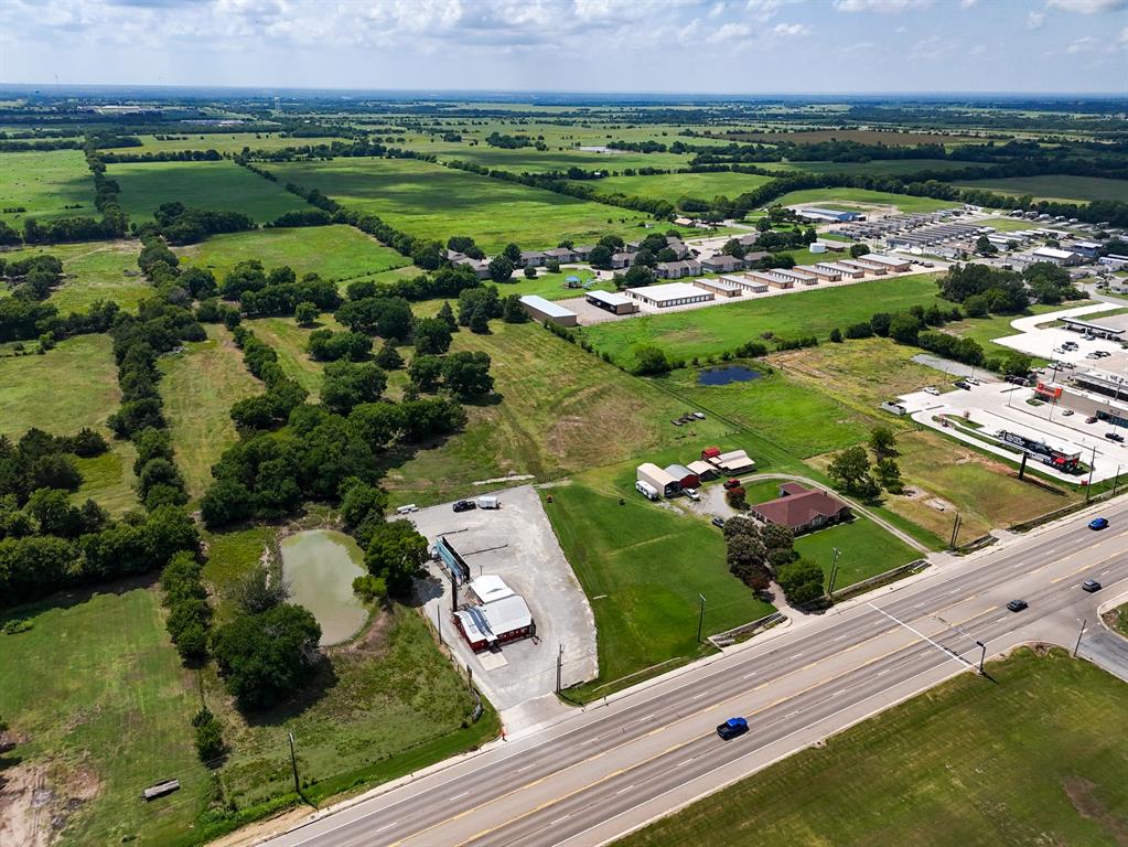 M MC DONALD - Commercial Sale