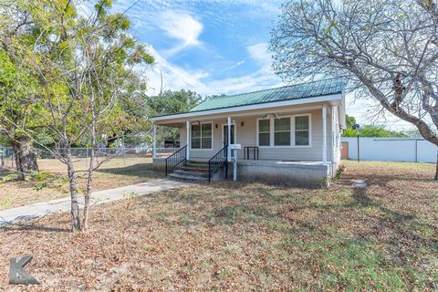 1109 W 10th Street Cisco TX 76437