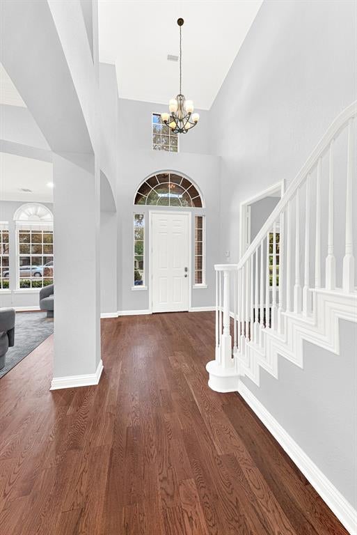 4433 Creekbend Circle
