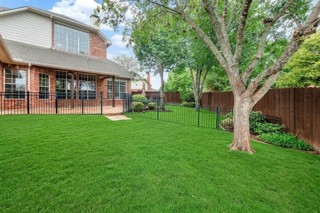 4433 Creekbend Circle