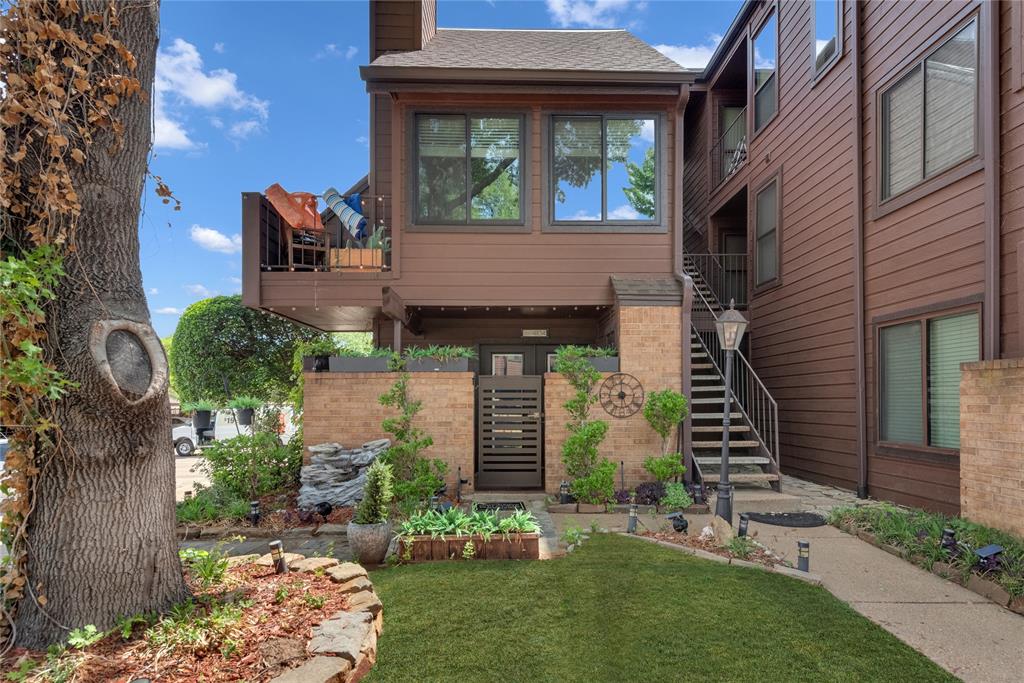 Oak Creek Condo - Residential