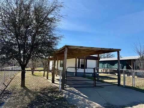 1211 W 4th Street Breckenridge TX 76424