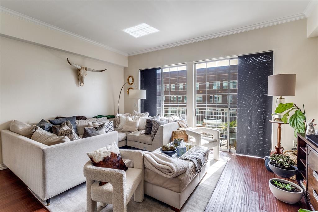 3225 Turtle Creek Boulevard 520