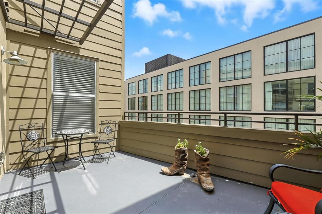 Residences at Museum Place Condos - Residential