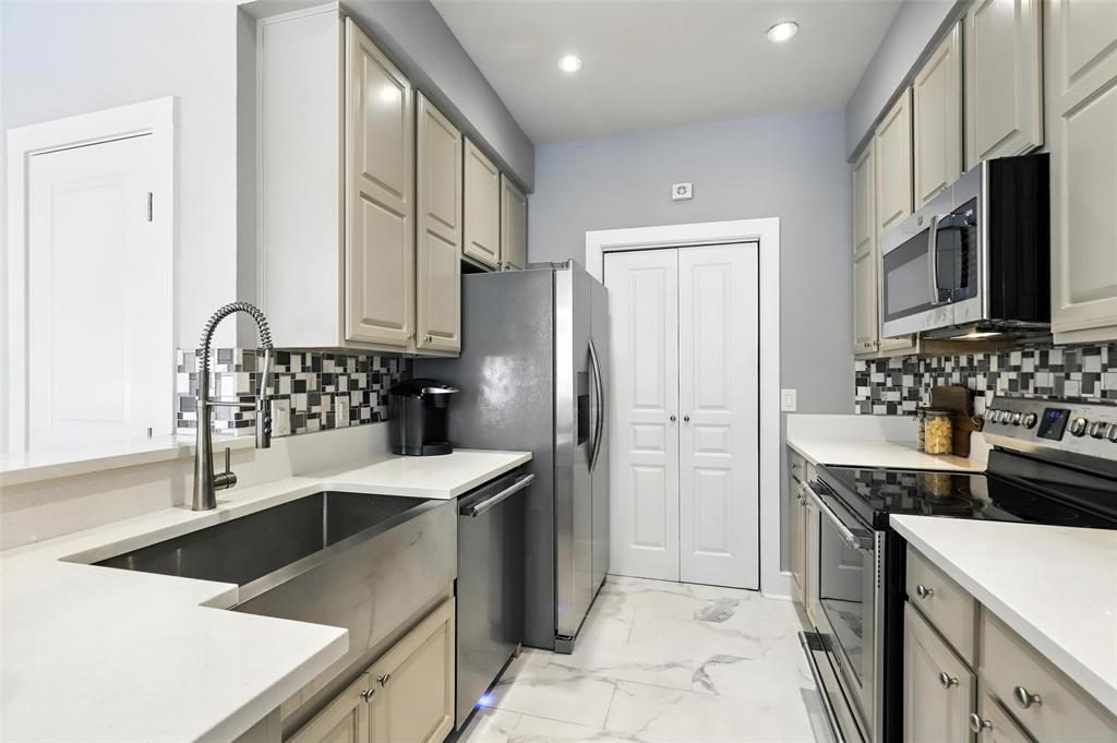 Residences at Museum Place Condos - Residential