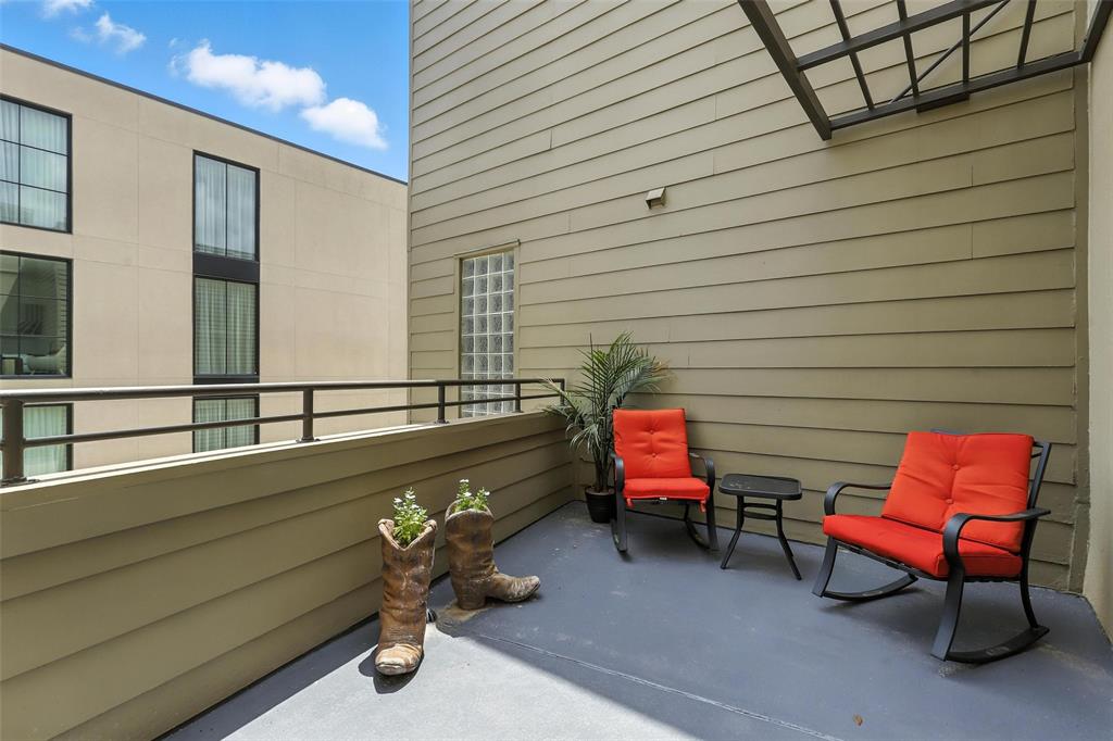 Residences at Museum Place Condos - Residential