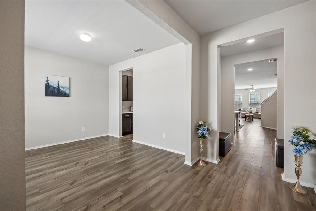 8000 Gangway Drive