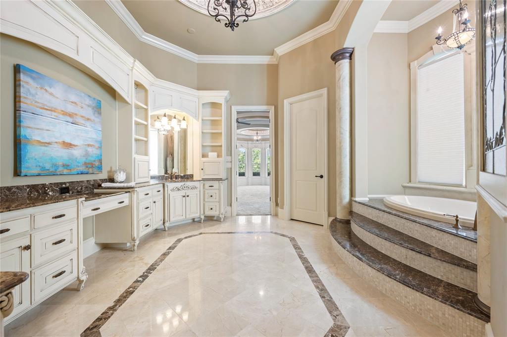 Castleton Manor - Residential