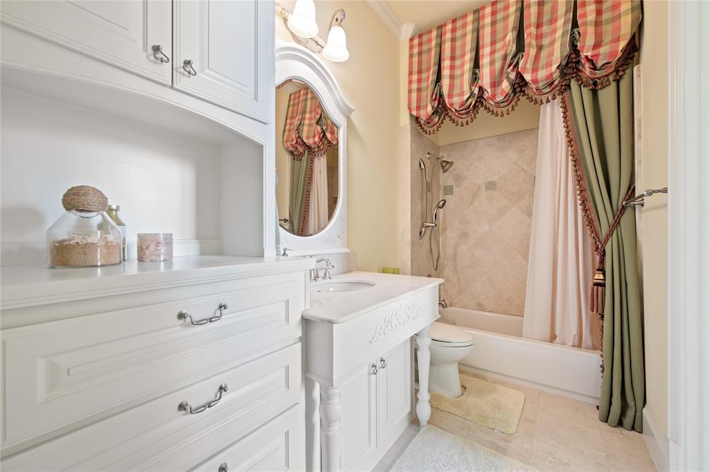 Castleton Manor - Residential