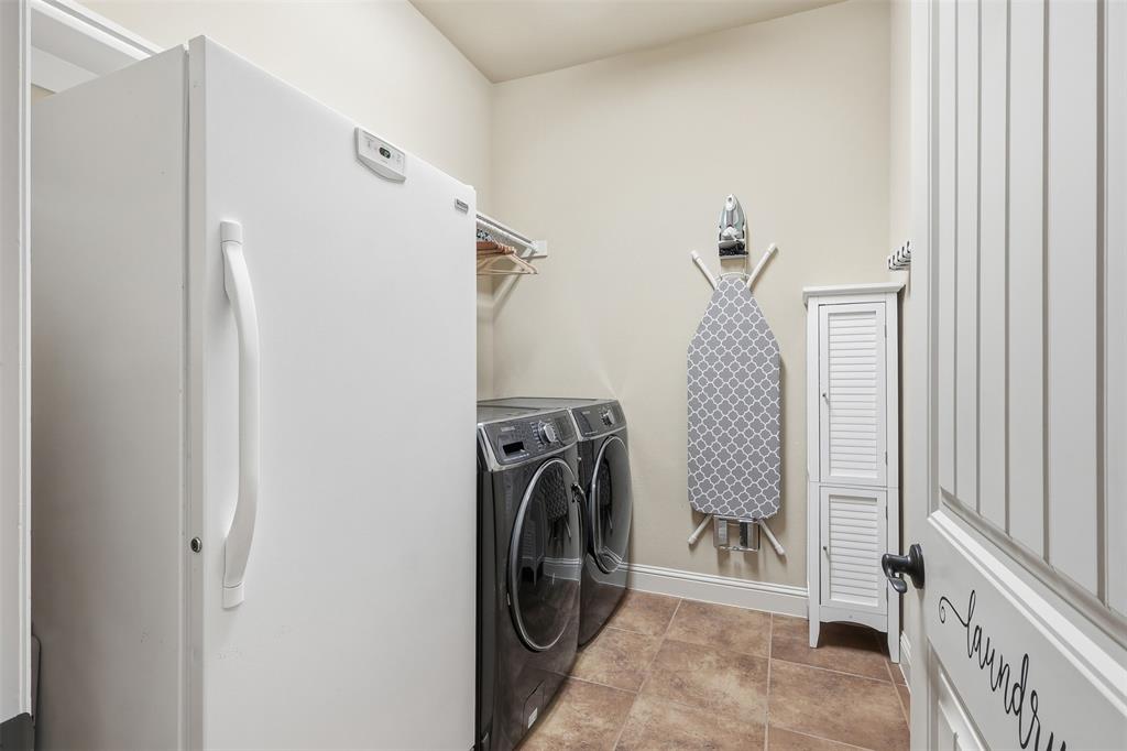 Collins Estates - Residential