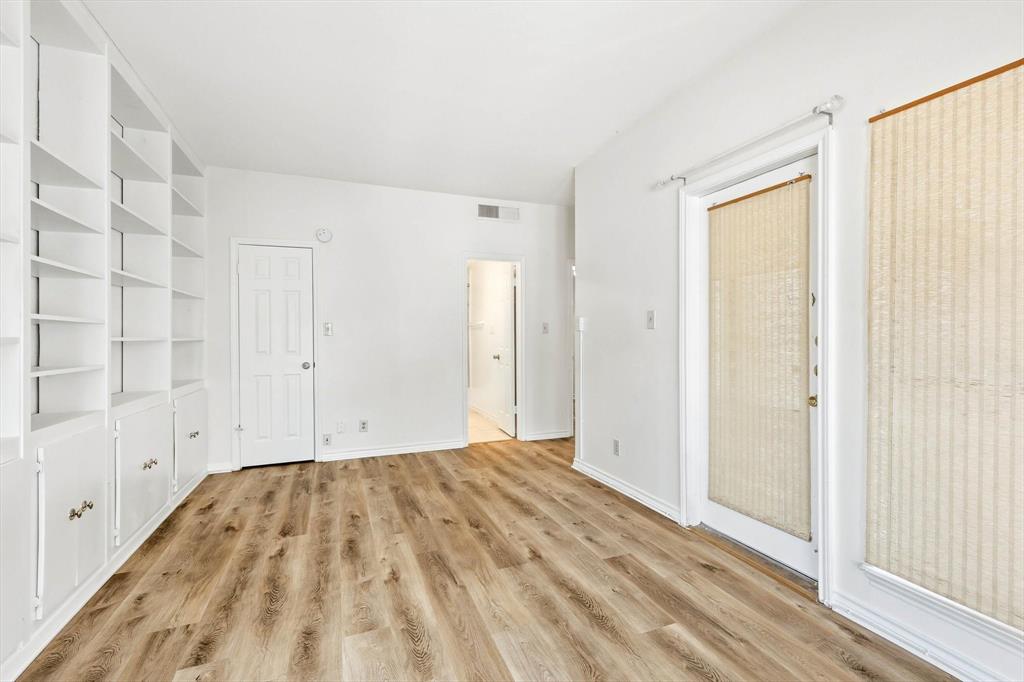 Bryan Place Condo - Residential