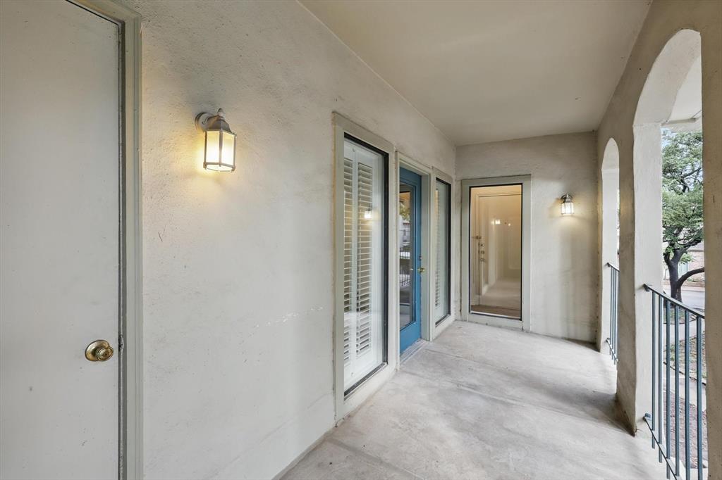 Bryan Place Condo - Residential