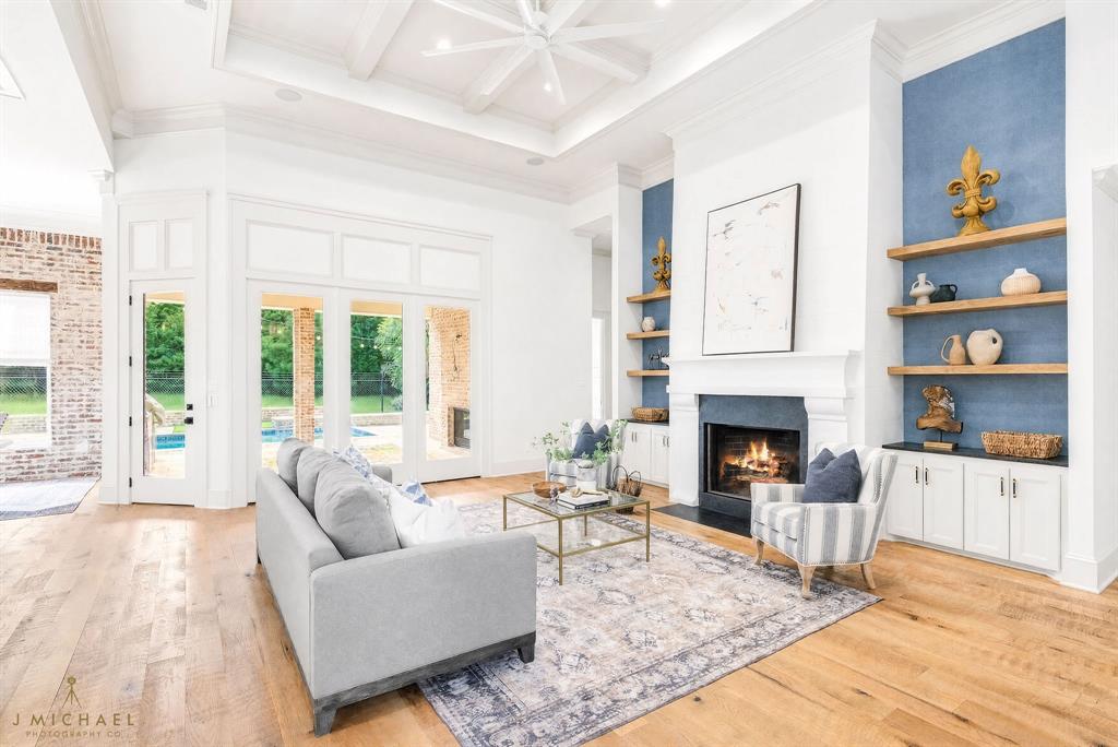 343 Crossfield Court