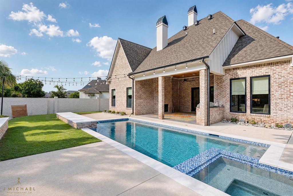 343 Crossfield Court
