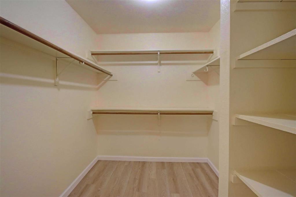 Oak Hollow Grand Prairie - Residential